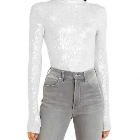 NEW Express Sequin Long Sleeve Turtleneck Top Women’s SZ Small in Medium Gray - Picture 2 of 7